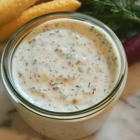 Healthy Homemade Yogurt Ranch Dip