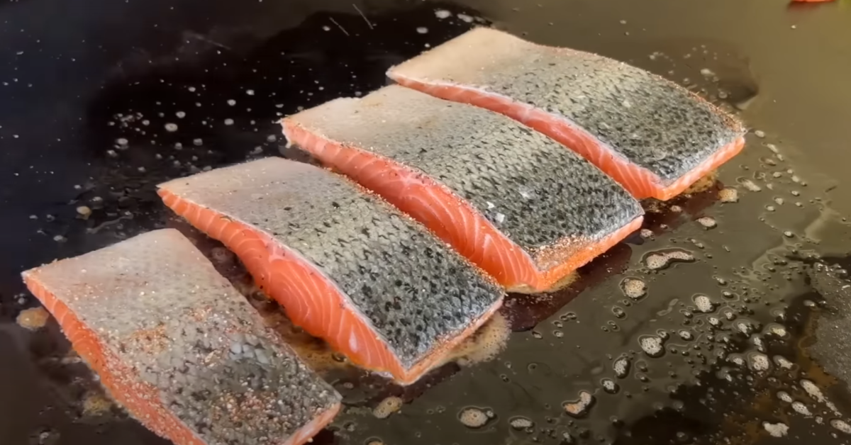 how to cook salamon on blackstone