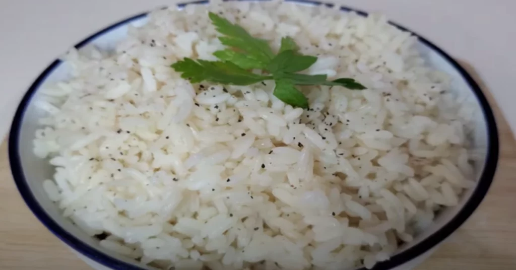 PICture of HOW TO MAKE COCONUT RICE IN RICE COOKER